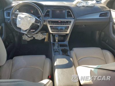 Zdjęcie 8 z 15 samochodu: 2017 HYUNDAI SONATA SPORT VIN:5NPE34AB1HH531470 - miniatura