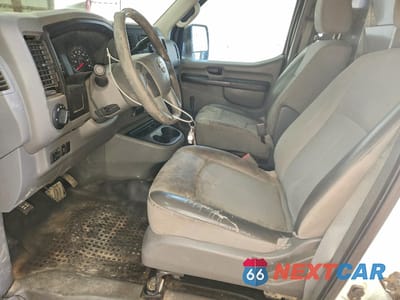 Zdjęcie 7 z 16 samochodu: 2012 NISSAN NV 2500 UTILITY / SERVICE VAN VIN:1N6BF0LY0CN102315 - miniatura