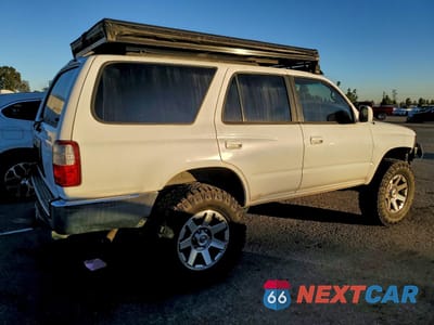 Trzecie zdjęcie samochodu z tyłu: 1997 TOYOTA 4RUNNER SR5 VIN:JT3GN86R1V0028146 - miniatura