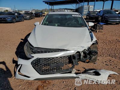 Piąte zdjęcie samochodu w środku: 2017 HYUNDAI ELANTRA SE VIN:5NPD84LF4HH210438 - miniatura