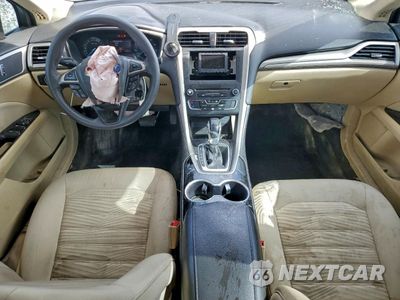 Zdjęcie 8 z 13 samochodu: 2016 FORD FUSION SE VIN:3FA6P0H77GR211574 - miniatura