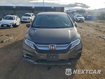 Piąte zdjęcie samochodu w środku: 2018 HONDA ODYSSEY TOURING VIN:5FNRL6H80JB010588 - miniatura