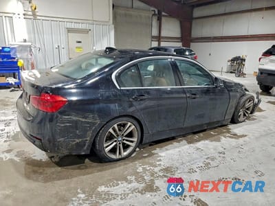 Trzecie zdjęcie samochodu z tyłu: 2017 BMW 330 XI VIN:WBA8D9C30HA004635 - miniatura
