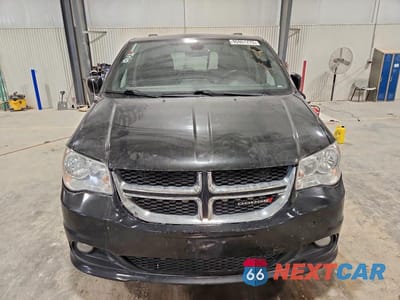Piąte zdjęcie samochodu w środku: 2019 DODGE GRAND CARAVAN SXT VIN:2C4RDGCG2KR692445 - miniatura