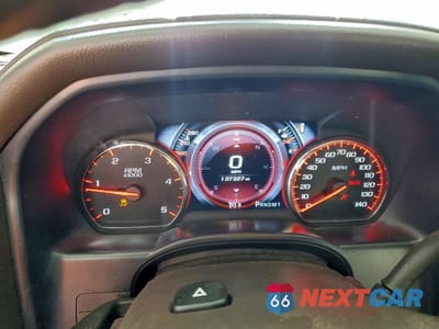 Zdjęcie 9 z 12 samochodu: 2015 GMC SIERRA K2500 DENALI VIN:1GT120E84FF501167 - miniatura
