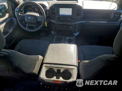 Zdjęcie 8 z 12 samochodu: 2023 FORD F150 SUPERCREW VIN:1FTEW1C57PFA98310 - miniatura