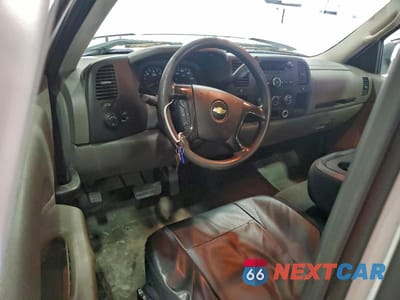 Zdjęcie 8 z 11 samochodu: 2011 CHEVROLET SILVERADO C1500 VIN:1GCNCPEAXBZ375772 - miniatura