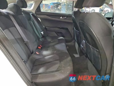 Zdjęcie 10 z 13 samochodu: 2023 KIA K5 LXS VIN:5XXG14J27PG219078 - miniatura