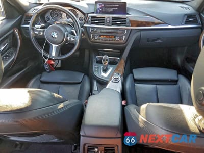 Zdjęcie 8 z 11 samochodu: 2013 BMW 335 I VIN:WBA3A9G52DNP37612 - miniatura