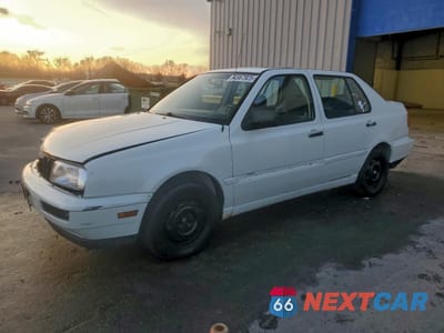 1998 VOLKSWAGEN JETTA GL 3VWRA81H6WM107693 - główne zdjęcie licytacji z USA - miniatura