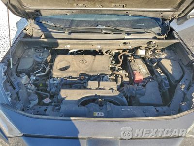 Zdjęcie 12 z 16 samochodu: 2021 TOYOTA RAV4 XLE VIN:2T3W1RFV7MW115310 - miniatura
