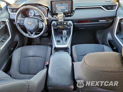 Zdjęcie 8 z 13 samochodu: 2019 TOYOTA RAV4 LE VIN:2T3F1RFV3KC031127 - miniatura