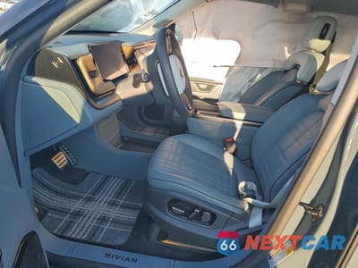 Zdjęcie 7 z 15 samochodu: 2026 RIVIAN R1S PREMIUM VIN:7PDSGBBP1TN081911 - miniatura