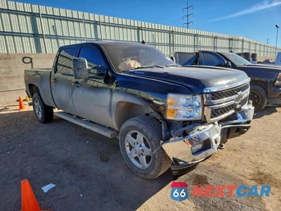 Czwarte zdjęcie samochodu z boku: 2013 CHEVROLET SILVERADO K2500 HEAVY DUTY LTZ VIN:1GC1KYE80DF162497 - miniatura