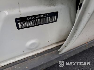 Zdjęcie 12 z 12 samochodu: 2015 KIA SOUL VIN:KNDJN2A25F7192310 - miniatura