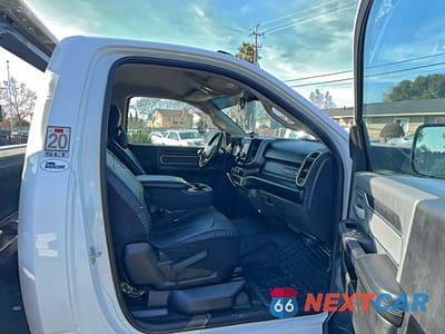 Zdjęcie 6 z 11 samochodu: 2019 RAM 5500 - TRUCKS DELIVERY TRUCK VIN:3C7WRMDL9KG531615 - miniatura