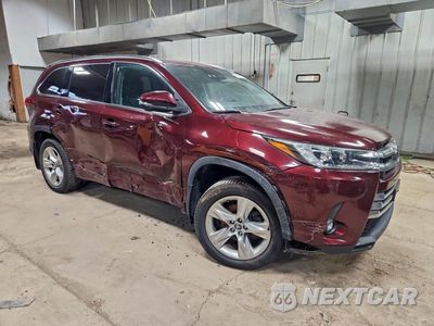 Czwarte zdjęcie samochodu z boku: 2019 TOYOTA HIGHLANDER LIMITED VIN:5TDDZRFHXKS741331 - miniatura