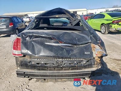 Zdjęcie 6 z 12 samochodu: 2013 CHRYSLER 300 VIN:2C3CCAAG9DH732736 - miniatura