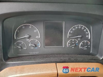 Zdjęcie 8 z 10 samochodu: 2019 FREIGHTLINER CASCADIA 126 SEMI TRUCK VIN:1FUJHHDR5KLKH4160 - miniatura