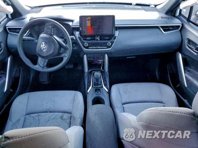 Zdjęcie 8 z 16 samochodu: 2024 TOYOTA COROLLA CROSS SE VIN:7MUFBABG0RV036727 - miniatura