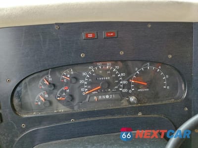 Zdjęcie 8 z 10 samochodu: 2000 FORD F550 SUPER - CAMPER VIN:1FCNF53S9Y0A13792 - miniatura