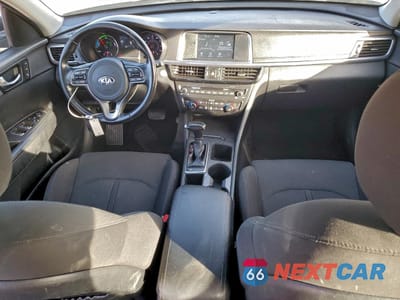 Zdjęcie 8 z 13 samochodu: 2017 KIA OPTIMA HYBRID VIN:KNAGT4LE0H5013508 - miniatura