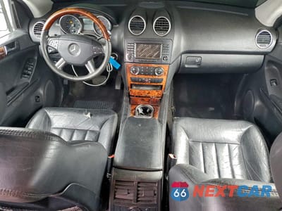 Zdjęcie 8 z 15 samochodu: 2006 MERCEDES-BENZ ML 350 VIN:4JGBB86E06A083139 - miniatura