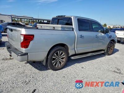 Trzecie zdjęcie samochodu z tyłu: 2017 NISSAN TITAN SV VIN:1N6AA1E68HN507227 - miniatura