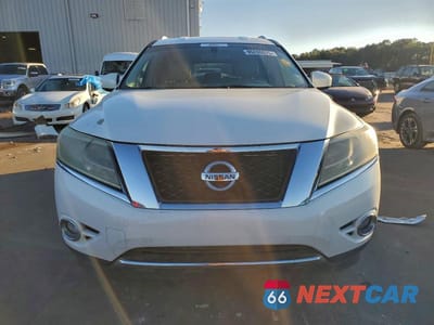 Piąte zdjęcie samochodu w środku: 2014 NISSAN PATHFINDER S VIN:5N1AR2MN0EC616715 - miniatura
