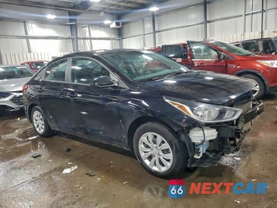 Czwarte zdjęcie samochodu z boku: 2021 HYUNDAI ACCENT SE VIN:3KPC24A69ME138537 - miniatura