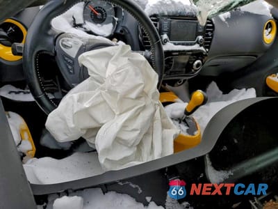 Zdjęcie 8 z 12 samochodu: 2016 NISSAN JUKE S VIN:JN8AF5MV3GT654137 - miniatura
