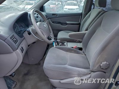 Zdjęcie 7 z 13 samochodu: 2005 TOYOTA SIENNA CE VIN:5TDZA23C35S265022 - miniatura