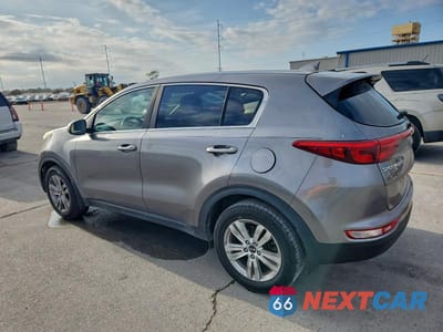 Drugie zdjęcie samochodu z przodu: 2017 KIA SPORTAGE LX VIN:KNDPM3ACXH7134594 - miniatura