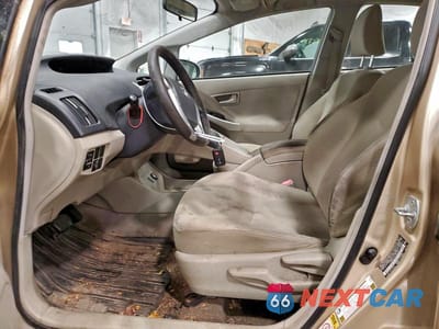 Zdjęcie 7 z 13 samochodu: 2010 TOYOTA PRIUS VIN:JTDKN3DU0A1004540 - miniatura