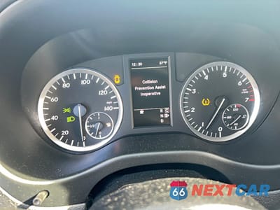 Zdjęcie 8 z 15 samochodu: 2018 MERCEDES-BENZ METRIS VIN:WD4PG2EE2J3492935 - miniatura