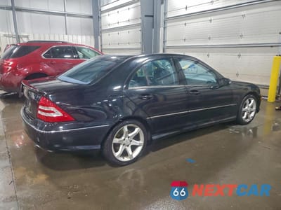 Trzecie zdjęcie samochodu z tyłu: 2007 MERCEDES-BENZ C 230 VIN:WDBRF52H57F928690 - miniatura