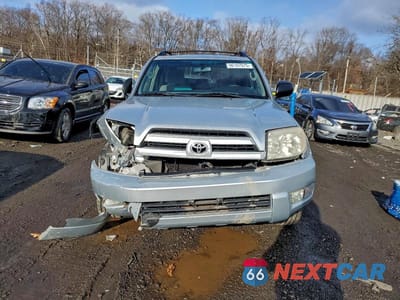 Piąte zdjęcie samochodu w środku: 2004 TOYOTA 4RUNNER SR5 VIN:JTEBU14R540043889 - miniatura