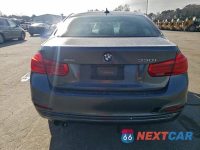Zdjęcie 6 z 12 samochodu: 2017 BMW 330 XI VIN:WBA8D9G52HNU58423 - miniatura