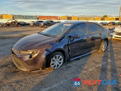 2020 TOYOTA COROLLA LE 5YFEPRAE7LP090600 - główne zdjęcie licytacji z USA - miniatura