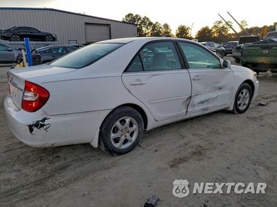 Trzecie zdjęcie samochodu z tyłu: 2003 TOYOTA CAMRY LE VIN:4T1BE32K33U212331 - miniatura