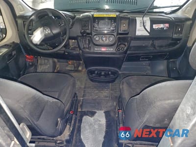 Zdjęcie 8 z 11 samochodu: 2020 RAM PROMASTER 3500 *** CARGO VAN *** VIN:3C6URVJG2LE145236 - miniatura