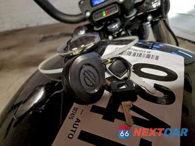 Zdjęcie 8 z 11 samochodu: 2022 HARLEY-DAVIDSON FXBBS VIN:1HD1YYK16NB068461 - miniatura
