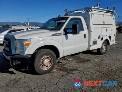 2013 FORD F350 SUPER DUTY UTILITY / SERVICE TRUCK 1FDRF3A60DEB92616 - główne zdjęcie licytacji z USA - miniatura