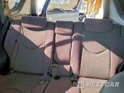 Zdjęcie 10 z 14 samochodu: 2006 TOYOTA RAV4 VIN:JTMZD33V466010041 - miniatura