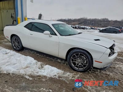 Czwarte zdjęcie samochodu z boku: 2018 DODGE CHALLENGER GT VIN:2C3CDZGGXJH316094 - miniatura