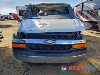 Piąte zdjęcie samochodu w środku: 2005 CHEVROLET EXPRESS G3500 VIN:1GAHG39U651185266 - miniatura