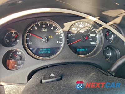 Zdjęcie 9 z 12 samochodu: 2007 GMC YUKON DENALI VIN:1GKFK63857J299096 - miniatura