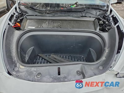 Zdjęcie 12 z 13 samochodu: 2023 TESLA MODEL Y VIN:7SAYGDEE9PF775910 - miniatura
