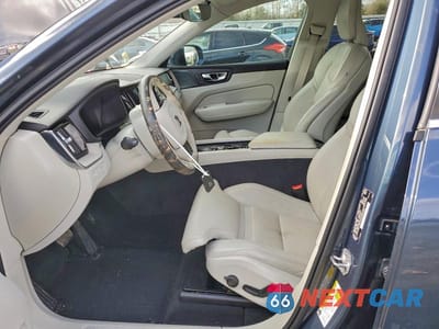 Zdjęcie 7 z 13 samochodu: 2021 VOLVO XC60 T5 INSCRIPTION VIN:YV4102DL0M1886211 - miniatura