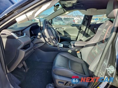 Zdjęcie 7 z 15 samochodu: 2024 TOYOTA RAV4 PRIME XSE VIN:JTMFB3FV7RD202641 - miniatura